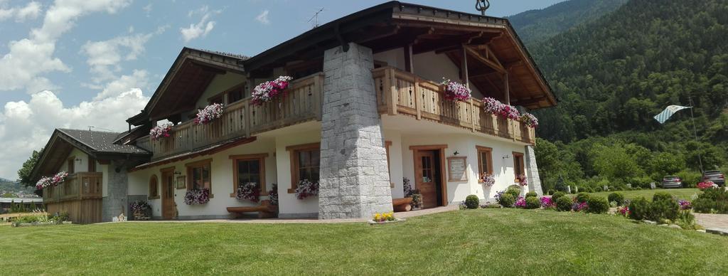 Agriturismo Maso Grisun Borzago Luaran gambar